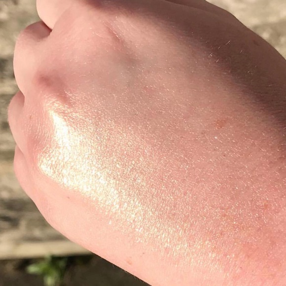 Jeffree Star liquid frost “ice cream bling” ❄️ - Picture 3 of 3